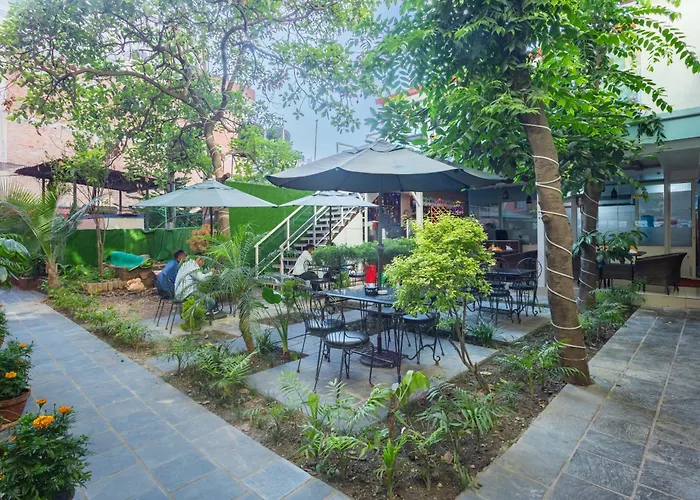 Hotel Sapana Garden