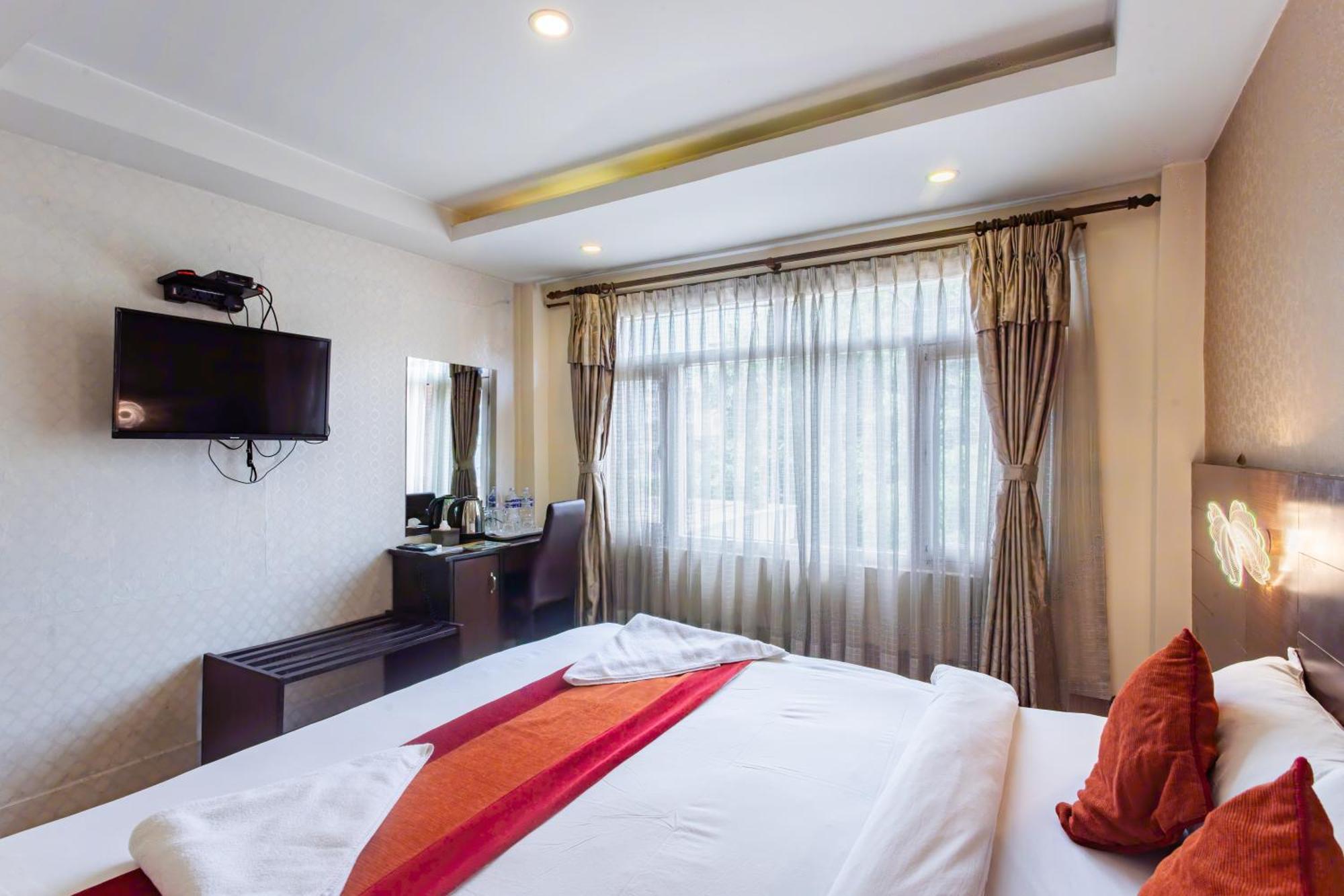Sapana Garden Hotel 3*